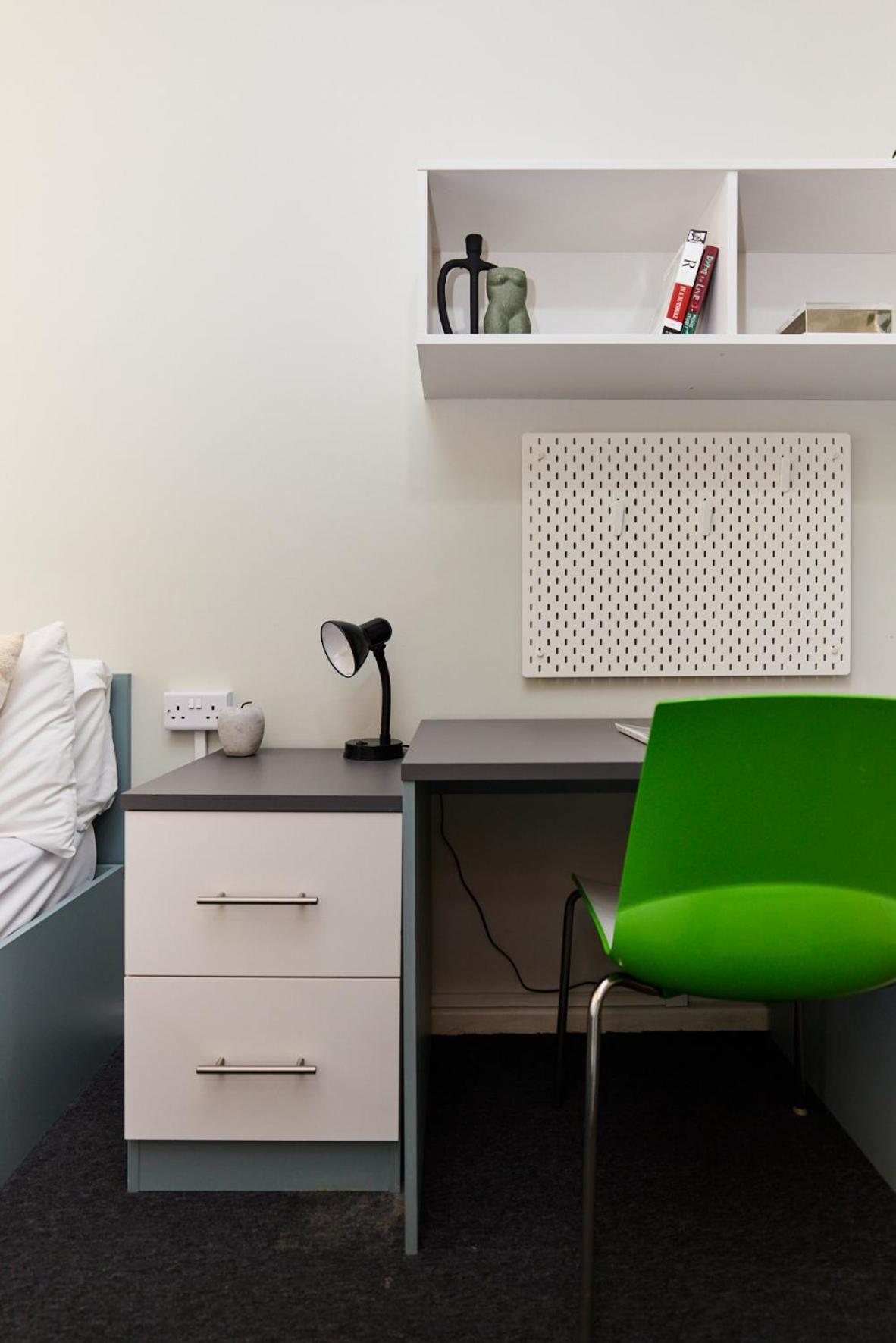 Louise House Hostel Лондон Екстер'єр фото