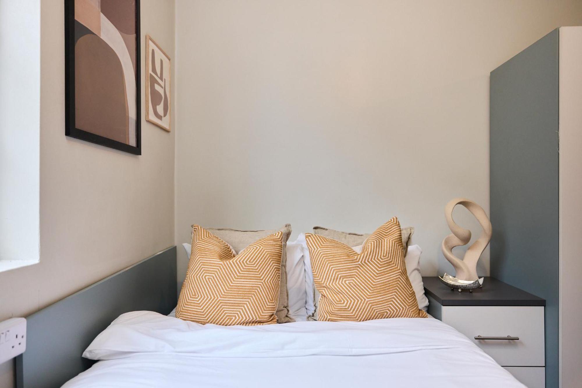 Louise House Hostel Лондон Екстер'єр фото
